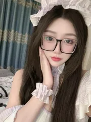 制服可爱小女友