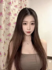 武汉三点粉一线天萌妹
