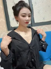 苗条款朵朵