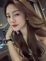 口暴大胸美少妇