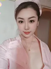 美艳大胸护士御姐