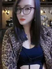 合肥眼镜姐