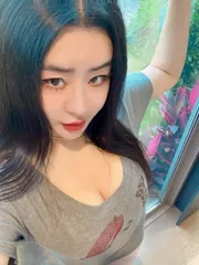 蜜桃臀卡卡