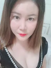 巨乳E波双井骚糖糖