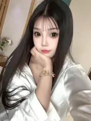 回味无穷的精致小姐姐