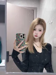 常熟肤白颜值小女友