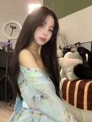 二刷风骚制服屁桃