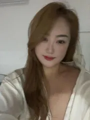 南京高个子李李