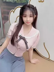 反差D奶小柳岩