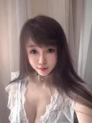 肤白好身材梦瑶