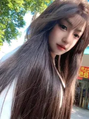 叶子在上城可舌吻