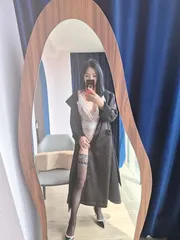 高挑气质御姐