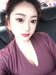 集美大胸妹子杉杉