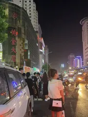 西站扫街