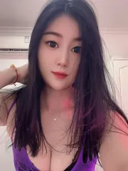 丰满翘臀圆润熟女
