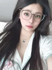 丰满巨乳骚货