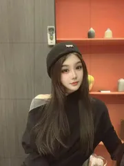 性感美女春节不打烊