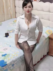御姐爱雪