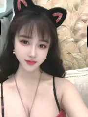 高颜瑜伽老师希希