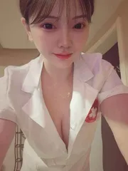 巨乳小叶子