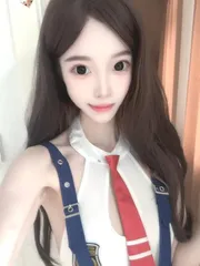 白皙长腿MM
