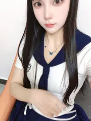 钟爱白云奶妈少妇