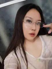菊乐路莹莹