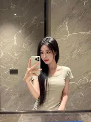 徐东蜜桃臀小姐姐