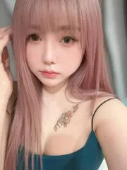 胸很挺的小彩虹